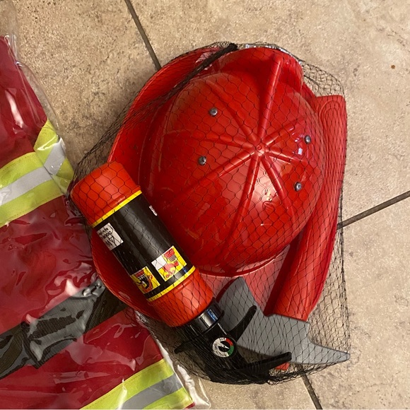 ⭐️HP⭐️🆕🧑🚒Firefighter costume - Picture 5 of 7